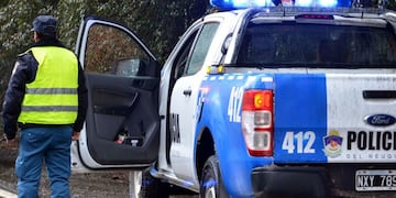 Un joven alcoholizado chocó a un auto estacionado en Neuquén