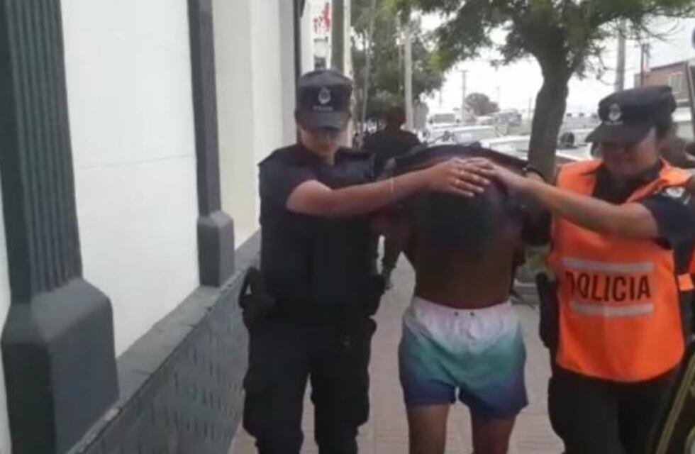 Con graves antecedentes fue detenido un joven de 18 años