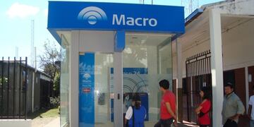 Trabajadores estatales de Jujuy cobran sus sueldos\u002E