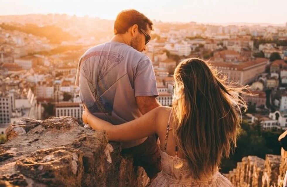 Por qué las parejas se separan más en vacaciones y cómo evitarlo