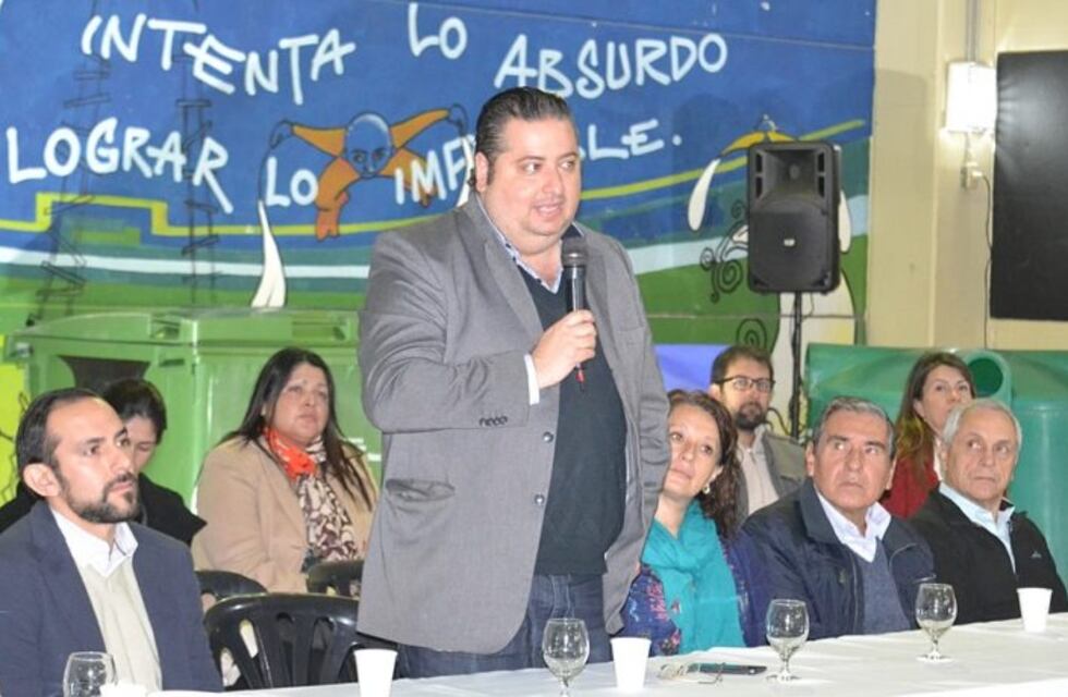 Convención de niños caroyenses unidos por el medio ambiente