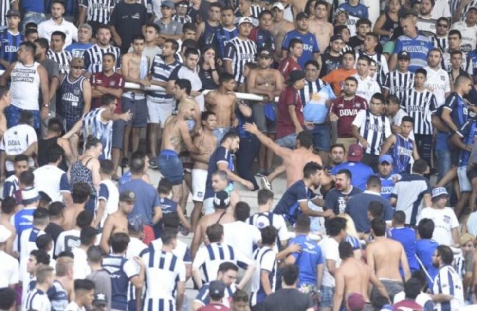 Talleres suspendió a los socios por los disturbios en el partido ante Colón