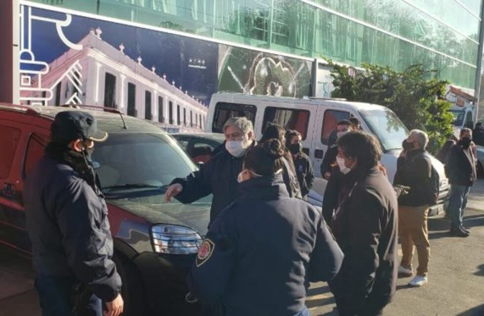 Cruce de declaraciones entre Miguel Siciliano e inspectores municipales por controles en el Centro