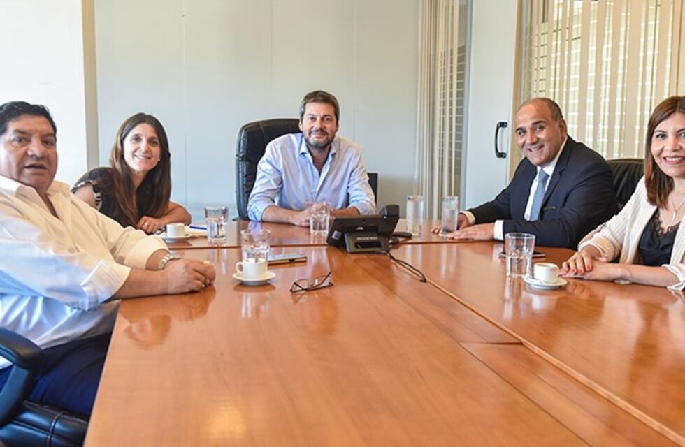 Manzur fue recibido por el ministro de Turismo y Deportes de la Nación Matías Lammens