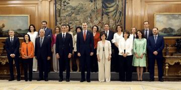 Pedro Sanchez y su equipo