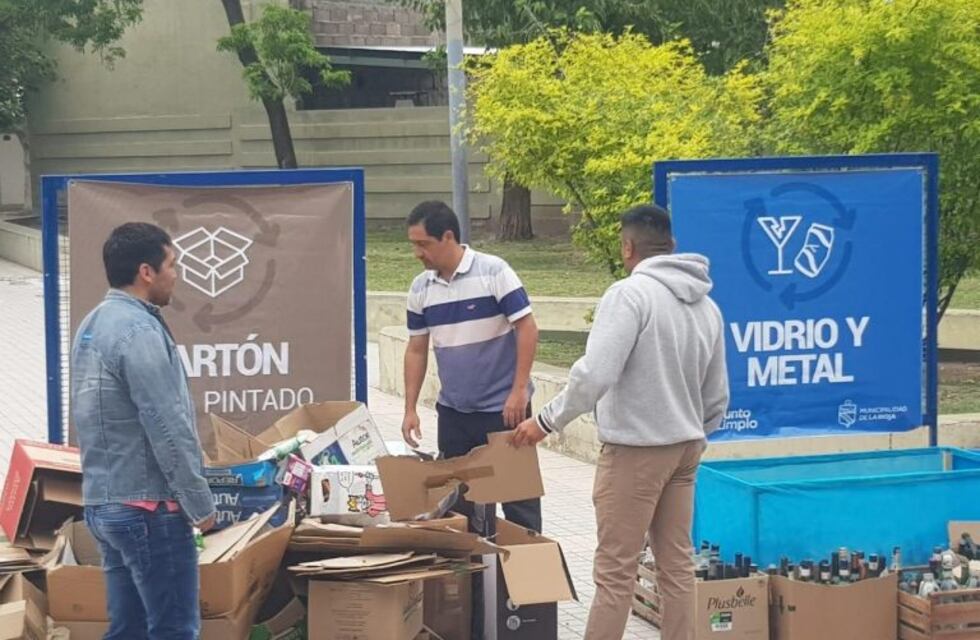 El punto limpio junto mas de una tonelada de residuos