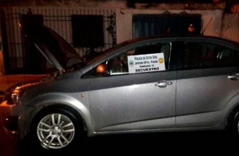 Detuvieron a dos policías santafesinos cerca de la casa de un narcotraficante en Paraná