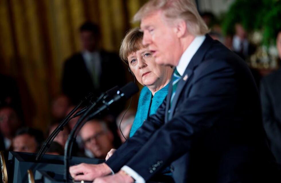 Trump le negó un apretón de manos a Merkel en la Casa Blanca