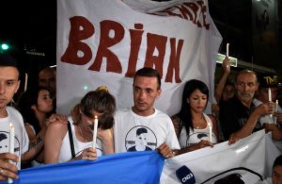 Migraciones solicitó expulsar del país a la madre del asesino de Brian Aguinaco