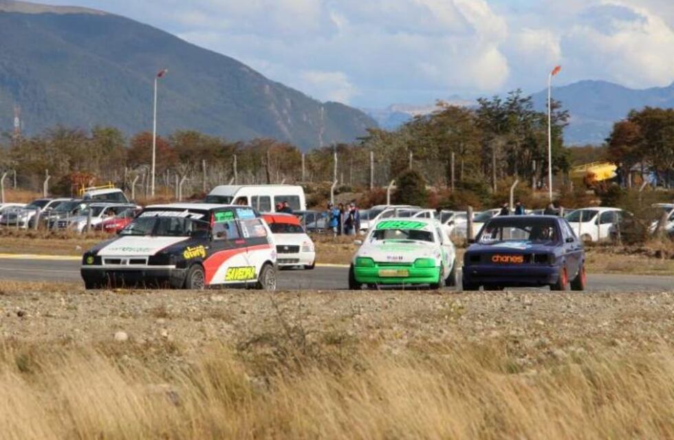 Automovilismo Nacional: Cuatro fueguinos en Río Cuarto