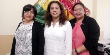 Funcionarias del Consulado de Bolivia en Jujuy