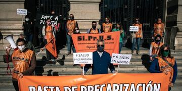 Los gremios quieren que los convoquen a una reunión paritaria\u002E (Siprus Regional Santa Fe)