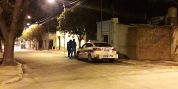 Deambulaba con un arma defuego y fue arrestado por la policía