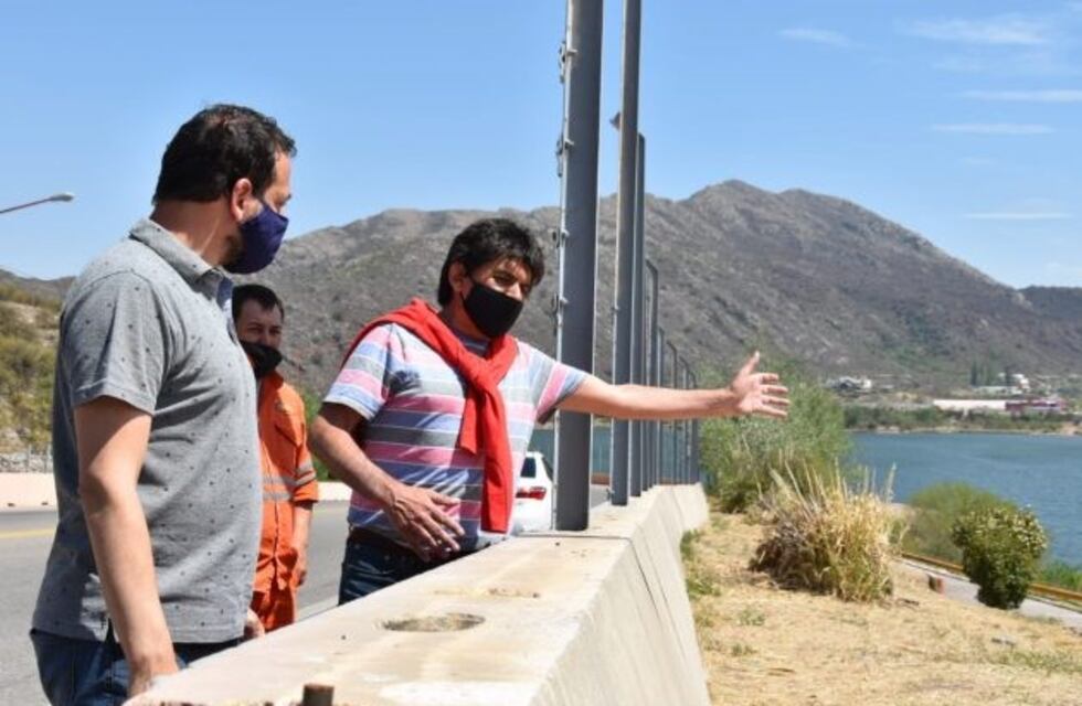 Retiran los bloques de cemento en el circuito Potrero de los Funes