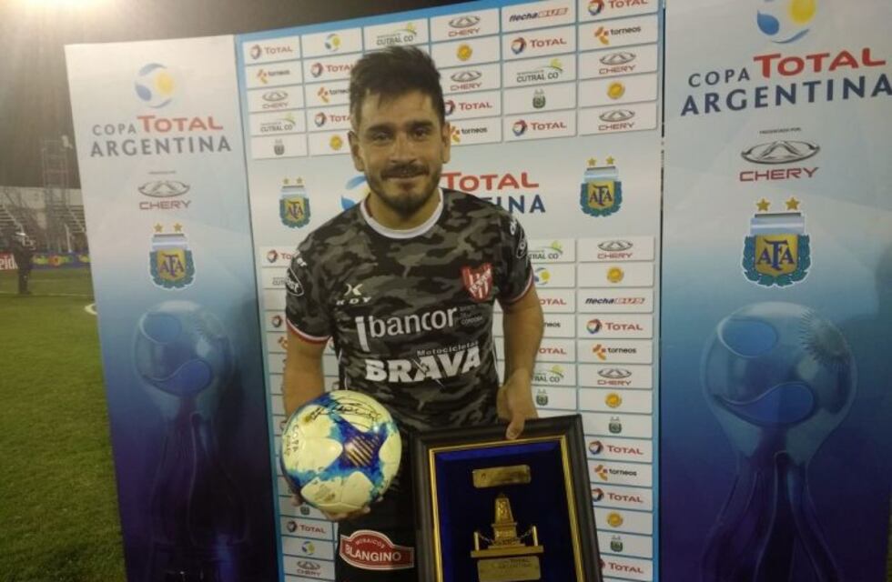 Rosales: Me voy lleno, entregué todo lo que tenía