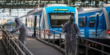 Mario Meoni confirmó que cerrarán algunas estaciones de trenes\u002E (AFP)