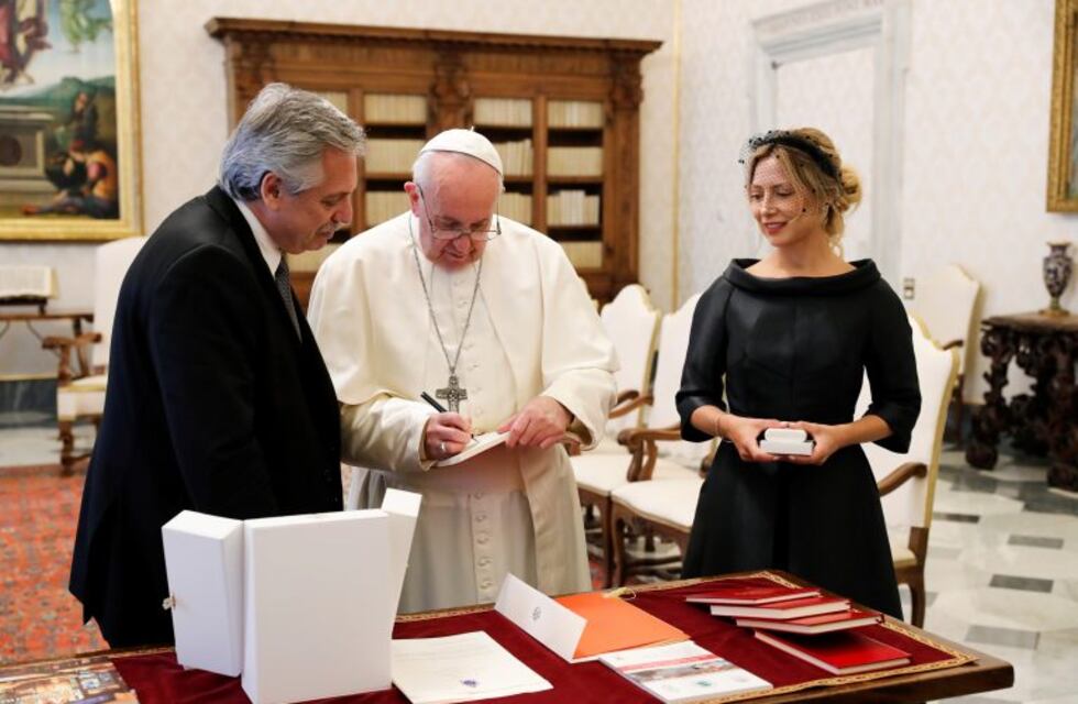 Según el Vaticano, en la reunión entre el Papa y Alberto Fernández se habló de la "protección de la vida desde la concepción"