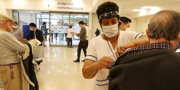 Llegaron nuevas dosis de vacuna contra la gripe a Gualeguaychú \nCrédito: Vía País