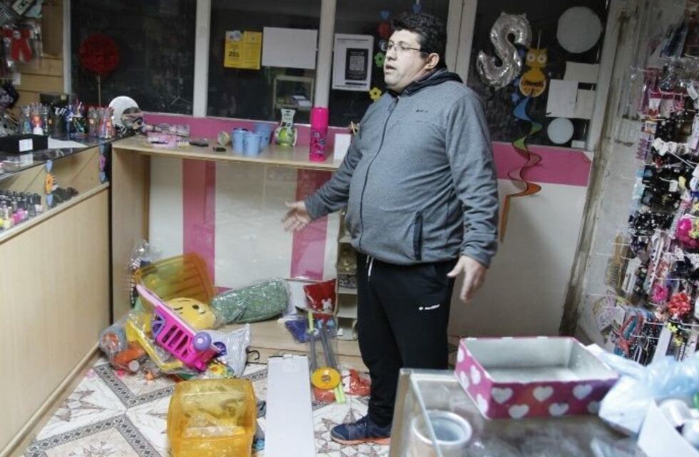 Los maniataron con pañuelos y le robaron $150.000