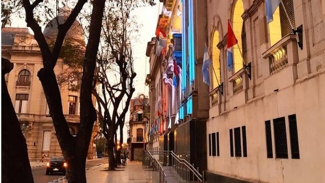 El debate en los Tribunales provinciales de Santa Fe debe reanudarse este martes\u002E (@gastoncasanova_)