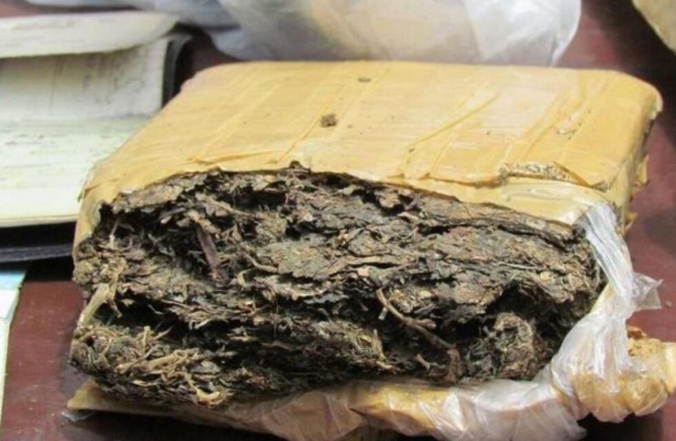 Salió a comprar marihuana en cuarentena, le vendieron pasto y lo secuestraron