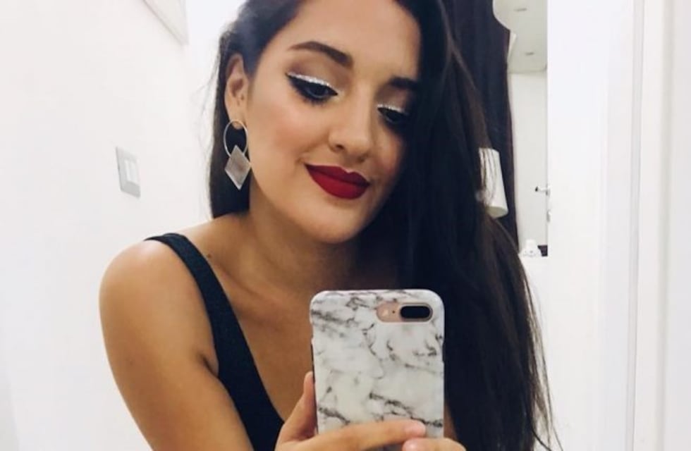 Jana Maradona protagonizó una ardiente producción de fotos en ropa interior