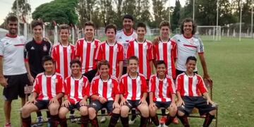 "Jugadores Solidarios": la propuesta de las inferiores de Estudiantes de la Plata