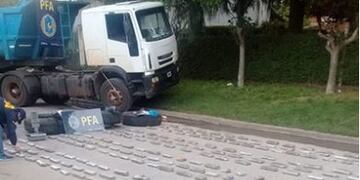 Misiones secuestro de droga que iba de Misiones al Gran Buenos Aires y a Santa Cruz\u002E