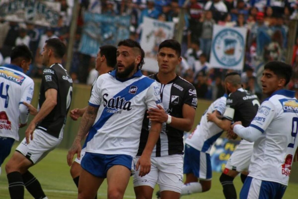 Central y Juventud empataron 2 a 2, que terminó un hecho insólito\u002E (Twitter ElClasicoOk)