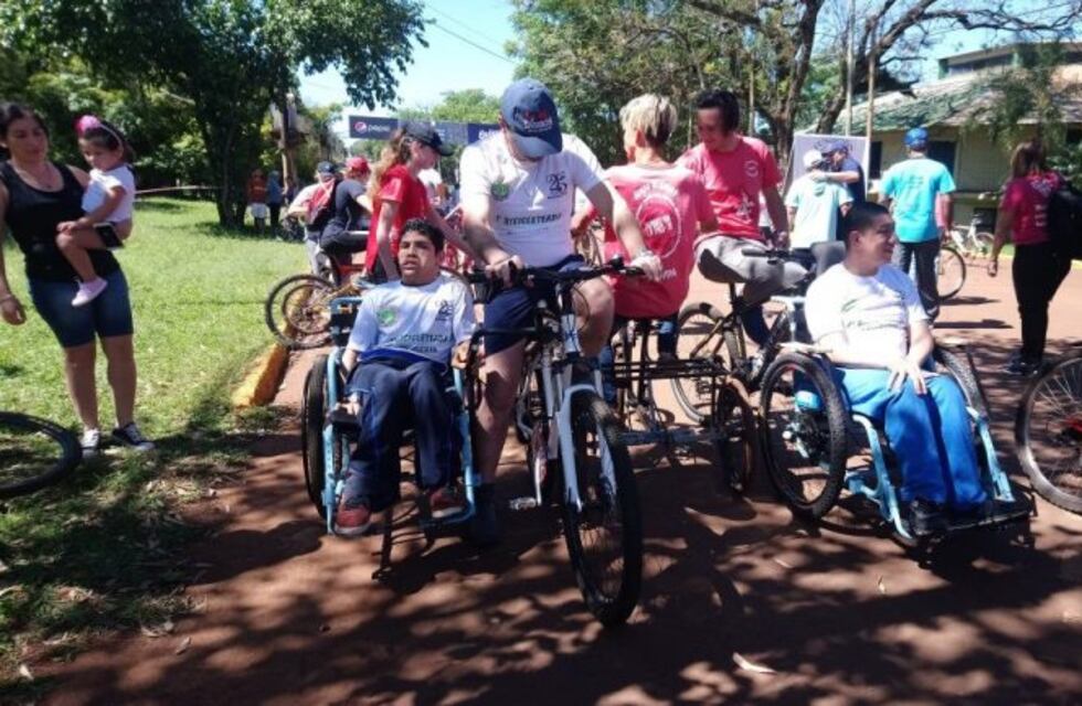 Gran convocatoria en la bicicleteada solidaria a favor del Hogar Santa Teresa de Oberá