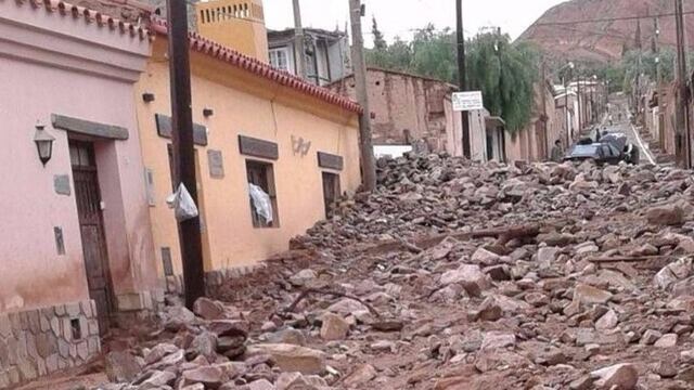 Un alud de barro y piedras cubriu00f3 la localidad jujeu00f1a de Tilcara.