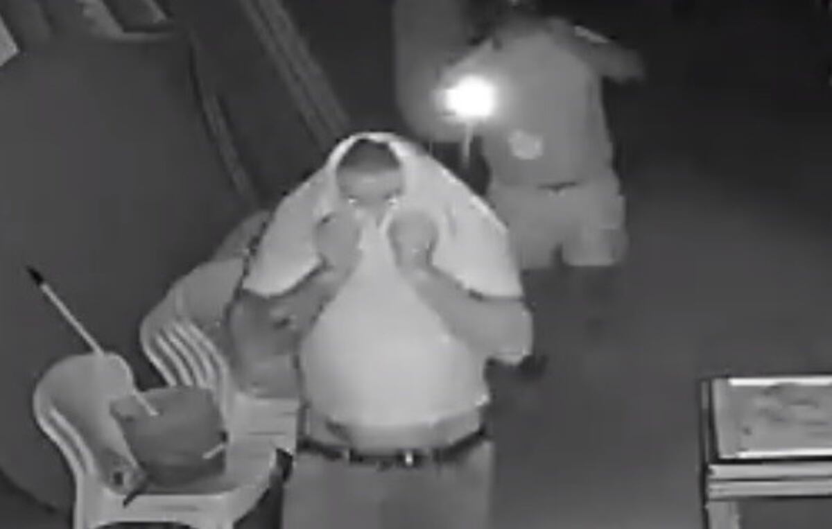 Ladrones robaron un depósito de un salón de la localidad de Funes\u002E (Dando Vueltas)