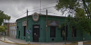 El hecho ocurrió a la salida del pub Tío Pope, en Gutiérrez y Av\u002E Italia, en Rafaela (web)