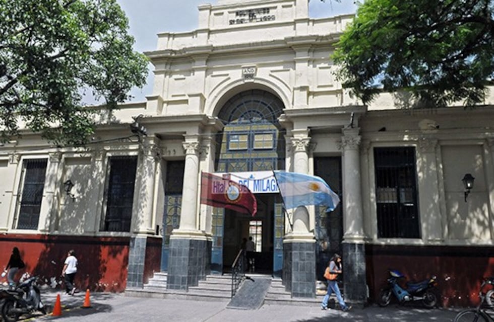 Tras la polémica con los falsos positivos, vuelve a funcionar el laboratorio del Hospital Del Milagro