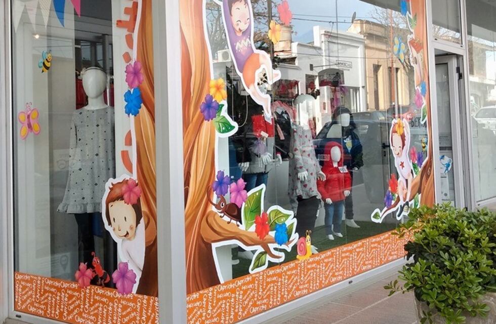 Robo "mechero" a un local de ropa céntrico