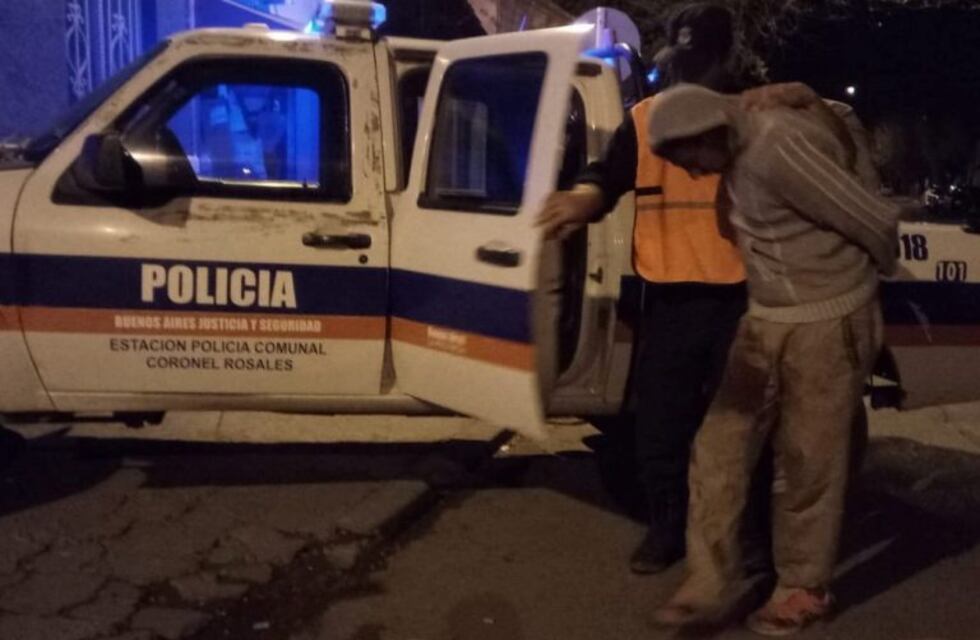 Un hombre fue detenido en la ruta 229 con la ropa ensangrentada