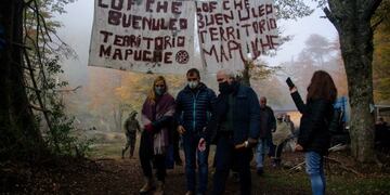 Toma de terrenos en Bariloche: la comunidad mapuche Buenuleo fue reconocida por el INAI