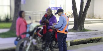 Policía Caminera realizando controles a conductores (Web)\u002E
