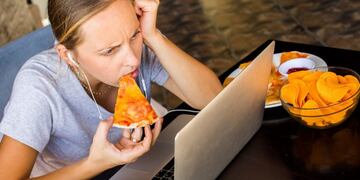 El estrés y la ansiedad son algunos de los factores que afectan nuestra alimentación durante el encierro. (Ilustrativa)