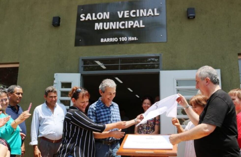 Inauguraron un Salón Vecinal en el barrio obereño 100 Hectáreas