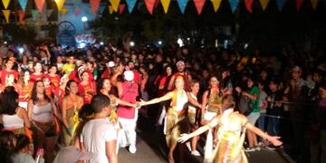 Miles de personas celebraron el carnaval rioceballense