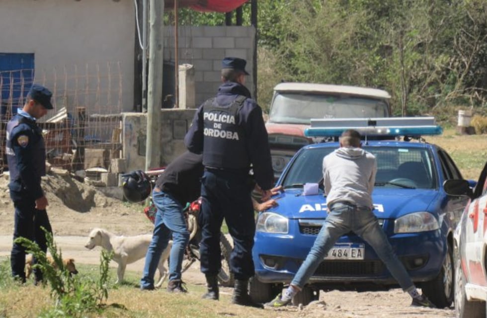 Alta Gracia: fuerte operativo policial para dar con los delincuentes que ingresaron a una vivienda
