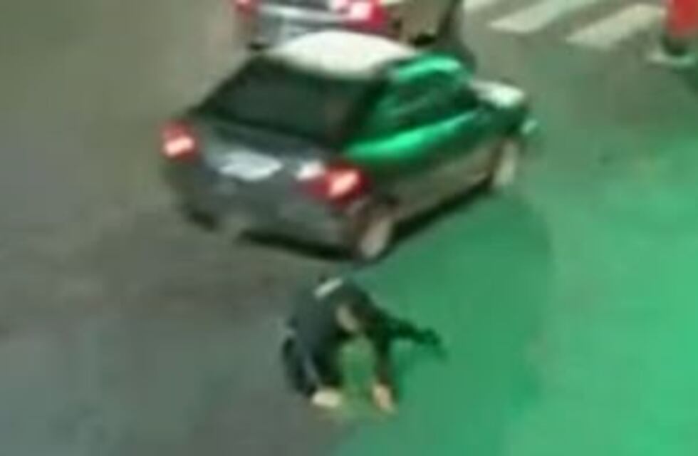 Un hombre atropelló a un policía al esquivar un control en San Miguel