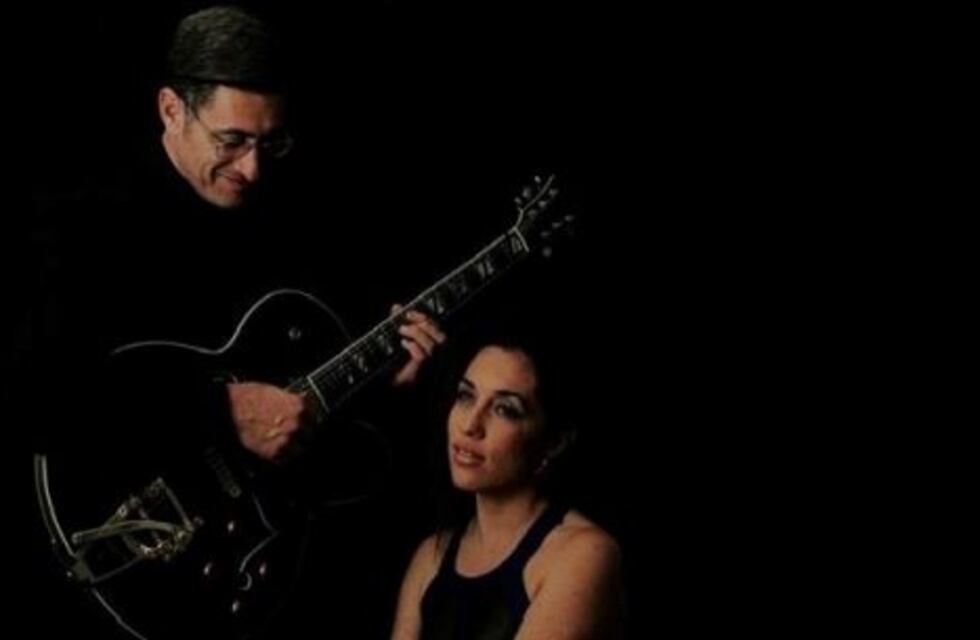 Jueves de tango en Río Ceballos