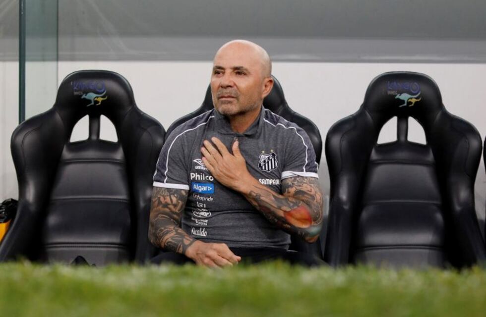El presidente de Santos, duro con Jorge Sampaoli: "Todas sus salidas fueron infelices"
