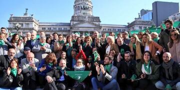 Foto funcionarios de Cambiemos a favor de la despenalización del aborto