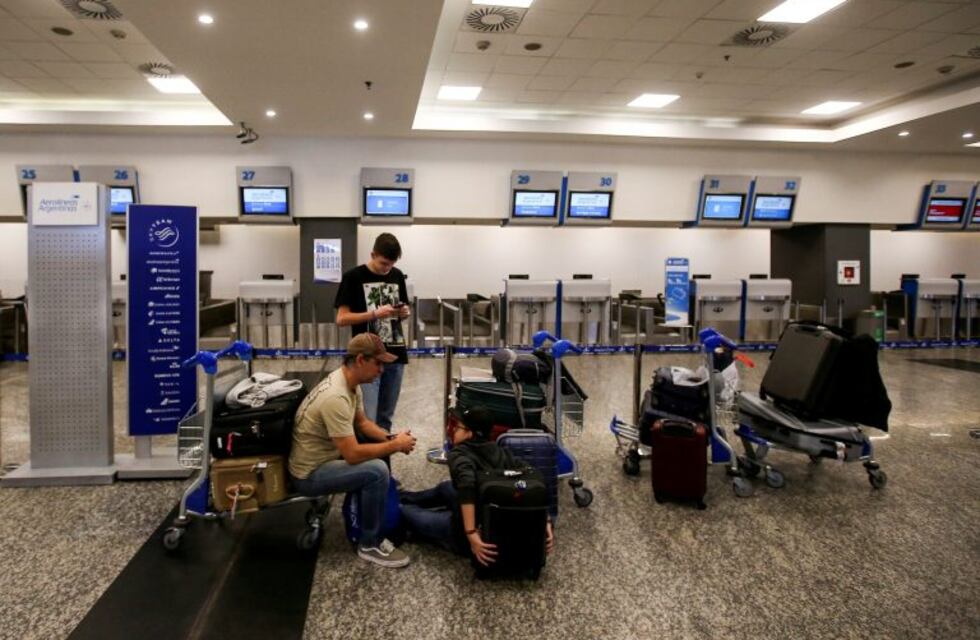 Conciliación obligatoria ante la asamblea de pilotos que provocó demoras en Aeroparque y Ezeiza