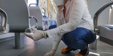Hicieron pruebas de desinfección en el transporte público para contener el coronavirus (Ministerio de Transporte)