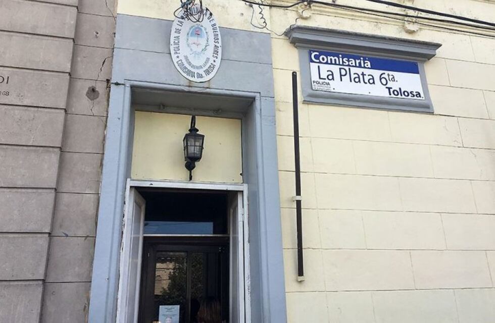 Video: asaltan a un abuelo en Tolosa y le roban el auto a plena luz del día