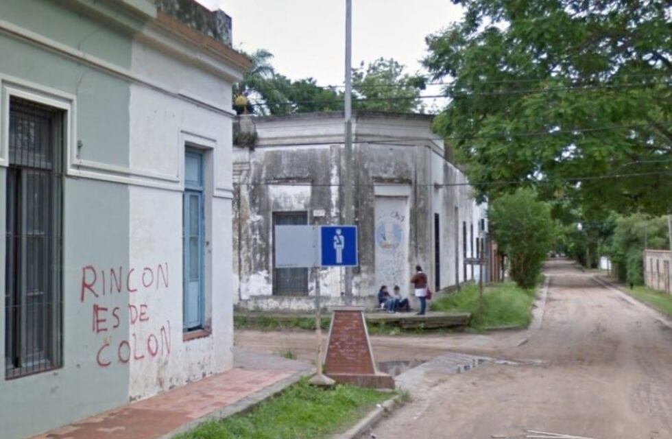 Fue a denunciar una golpiza y terminó apuñalando al policía que la atendió